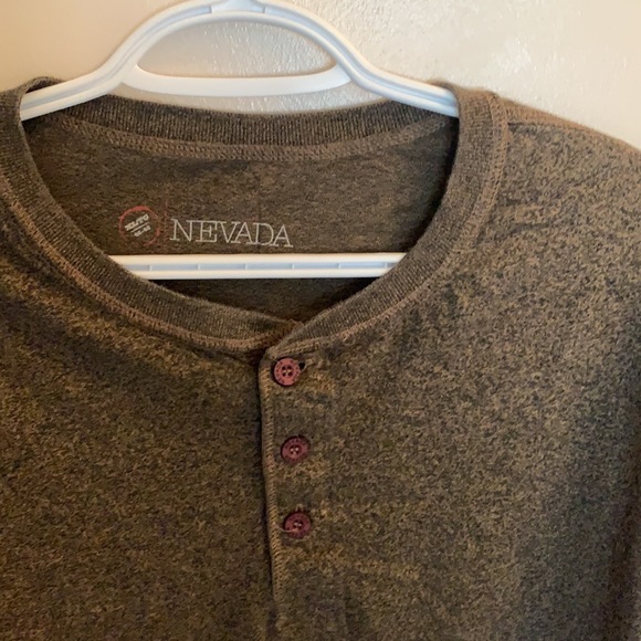 Nevada Long Sleeve Button up Tee - Picture 3 of 4